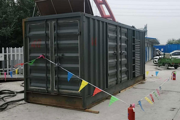 路桥发电机租赁空气滤清器多久更换一次？