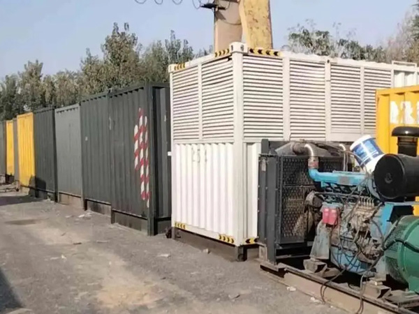 路桥200KW柴油发电机机组每小时油耗是多少?